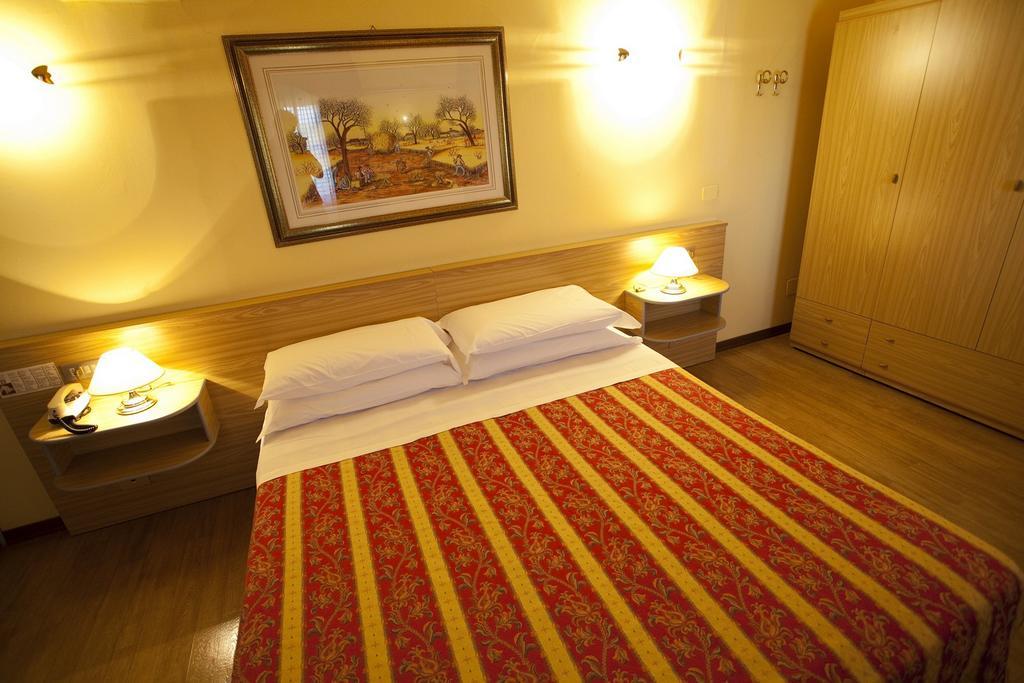 Albergo Nazionale Salsomaggiore Terme Extérieur photo